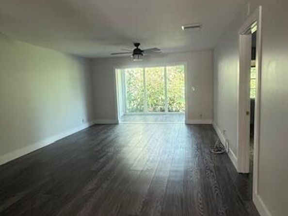 178 Lake Susan Lane, West Palm Beach FL 33411