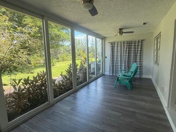 178 Lake Susan Lane, West Palm Beach FL 33411