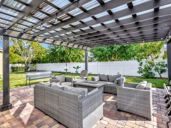 2583 Sawyer Terrace, Wellington FL 33414