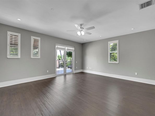 704 SW 16th St, Fort Lauderdale FL 33315