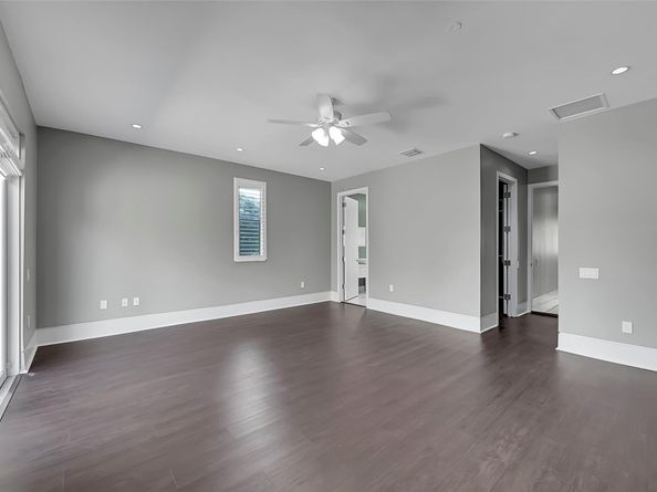 704 SW 16th St, Fort Lauderdale FL 33315
