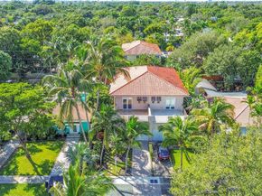 704 SW 16th St, Fort Lauderdale FL 33315