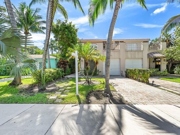 704 SW 16th St, Fort Lauderdale FL 33315