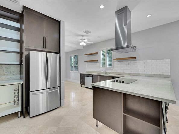 704 SW 16th St, Fort Lauderdale FL 33315