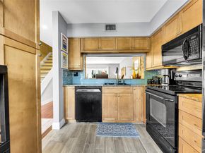 3084 S Oakland Forest Dr 1403, Oakland Park FL 33309