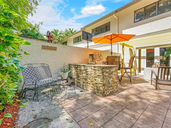 3084 S Oakland Forest Dr 1403, Oakland Park FL 33309