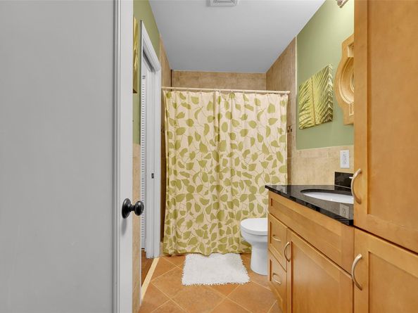 3084 S Oakland Forest Dr 1403, Oakland Park FL 33309