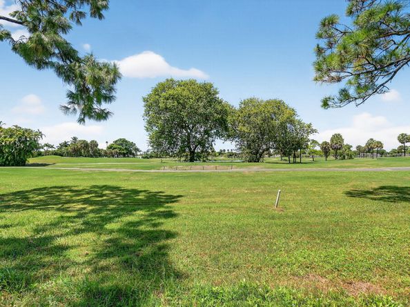 5331 Fountains Drive S 5331, Lake Worth FL 33467