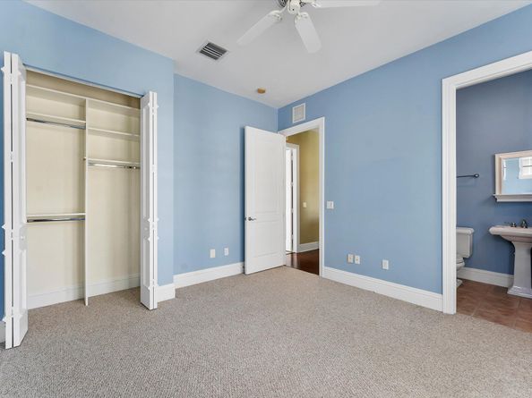 285 SE 6th Avenue J, Delray Beach FL 33483