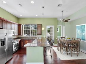 285 SE 6th Avenue J, Delray Beach FL 33483