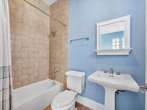 285 SE 6th Avenue J, Delray Beach FL 33483