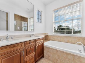 285 SE 6th Avenue J, Delray Beach FL 33483