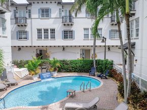 285 SE 6th Avenue J, Delray Beach FL 33483