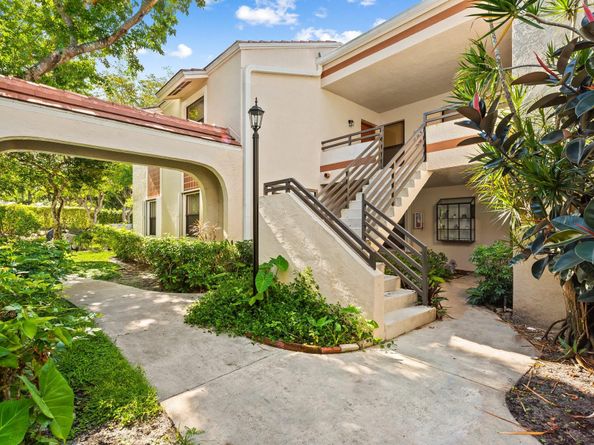 9821 NW 3rd St 9821, Plantation FL 33324
