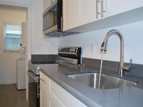 3641 NE 1st Terrace, Oakland Park FL 33334