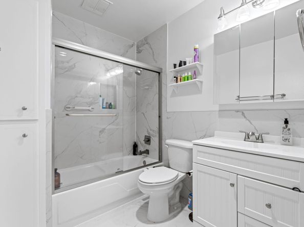 418 S Cypress Road 128, Pompano Beach FL 33060