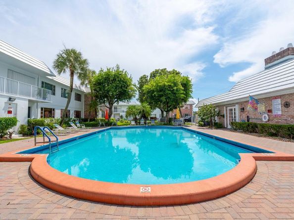 418 S Cypress Road 128, Pompano Beach FL 33060