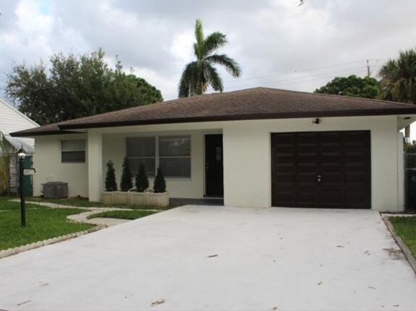 907 18th Avenue N, Lake Worth Beach FL 33460
