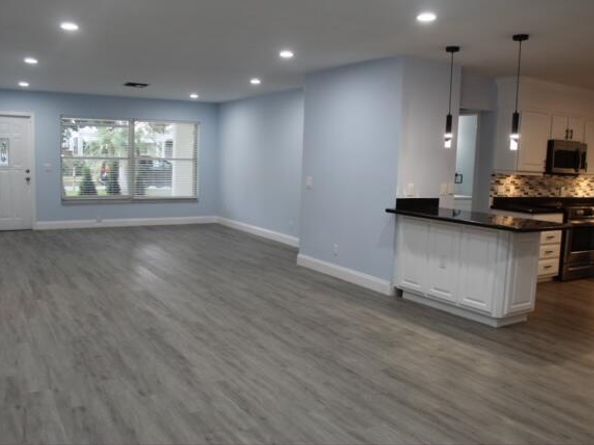 907 18th Avenue N, Lake Worth Beach FL 33460