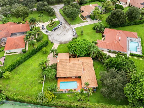 7604 Lexington Ln, Parkland FL 33067