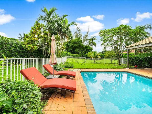 7604 Lexington Ln, Parkland FL 33067