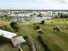 1112 Lake Terrace 207, Boynton Beach FL 33426