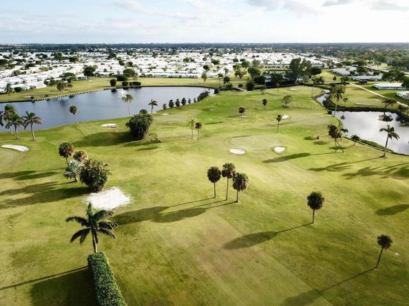 1112 Lake Terrace 207, Boynton Beach FL 33426