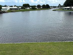 1112 Lake Terrace 207, Boynton Beach FL 33426