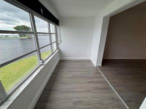 1112 Lake Terrace 207, Boynton Beach FL 33426