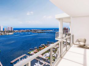 220 Lake Shore Drive 2210, Lake Park FL 33403