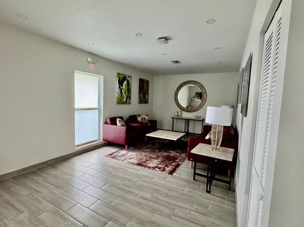 901 Cypress Ter 103, Pompano Beach FL 33069