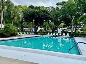 901 Cypress Ter 103, Pompano Beach FL 33069