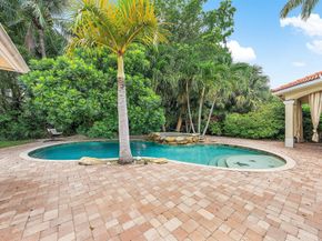 589 N Country Club Drive, Atlantis FL 33462