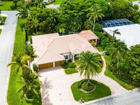 589 N Country Club Drive, Atlantis FL 33462