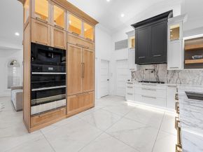 589 N Country Club Drive, Atlantis FL 33462