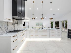 589 N Country Club Drive, Atlantis FL 33462