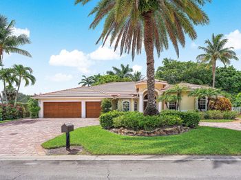 589 N Country Club Drive