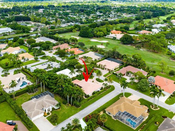589 N Country Club Drive, Atlantis FL 33462