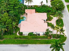 589 N Country Club Drive, Atlantis FL 33462