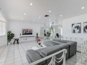 5400 W Park Rd, Hollywood FL 33021
