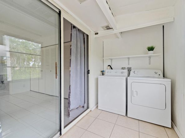227 Tuscany D, Delray Beach FL 33446