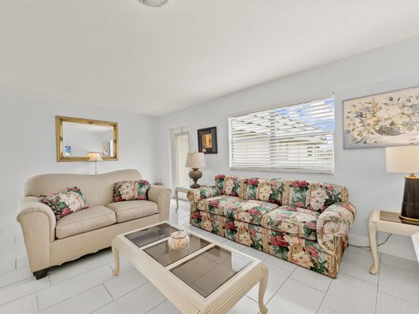227 Tuscany D, Delray Beach FL 33446