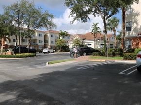 9825 Baywinds Drive 1208, West Palm Beach FL 33411