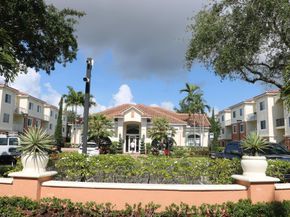 9825 Baywinds Drive 1208, West Palm Beach FL 33411