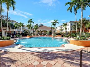9825 Baywinds Drive 1208, West Palm Beach FL 33411