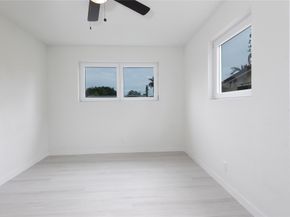 713 SW 4th Ct, Hallandale Beach FL 33009