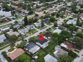 713 SW 4th Ct, Hallandale Beach FL 33009