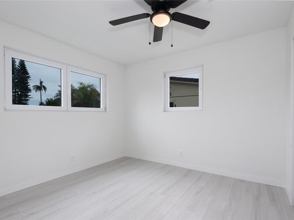 713 SW 4th Ct, Hallandale Beach FL 33009