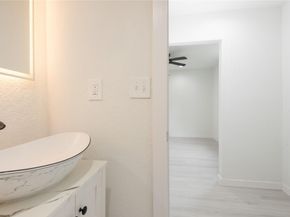 713 SW 4th Ct, Hallandale Beach FL 33009