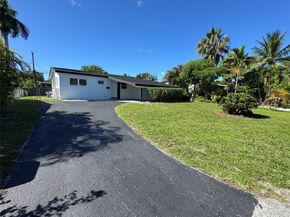 713 SW 4th Ct, Hallandale Beach FL 33009